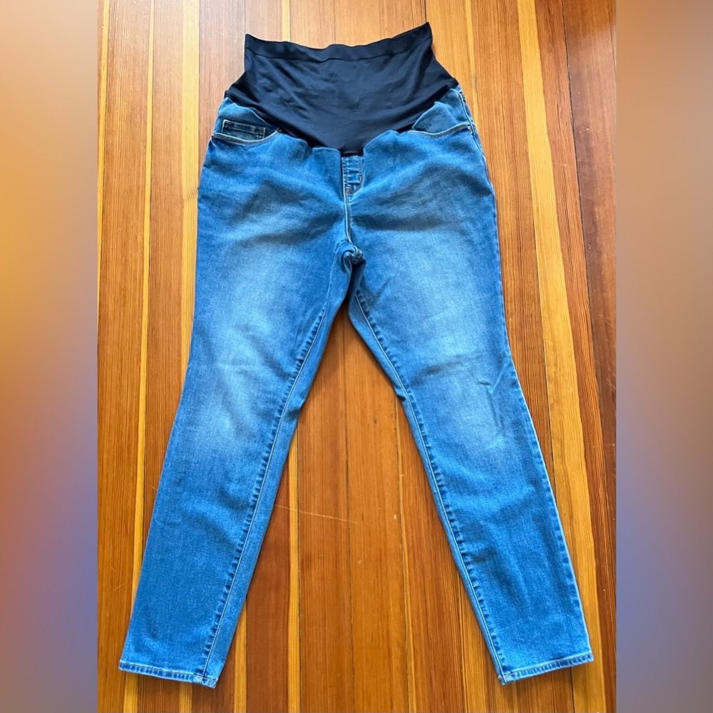 Cute Old Navy Skinny Full Panel Maternity Jeans Stretch Size 14 . Pre-Owend